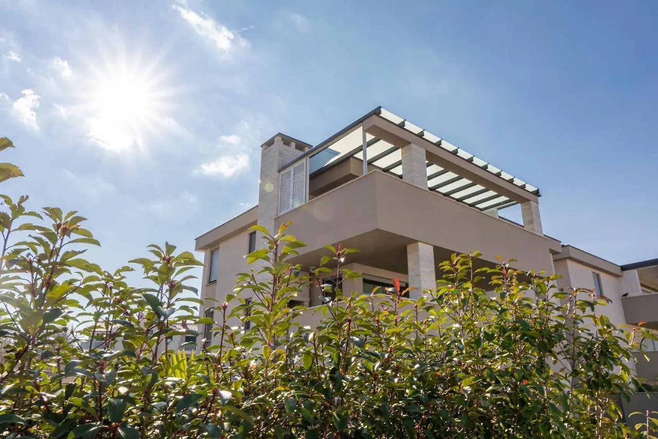 Apartment Tomi By El-Pi Tours Malinska