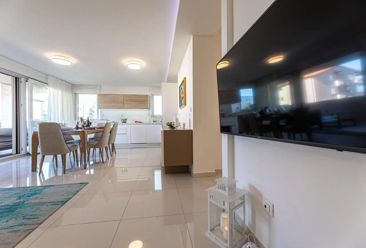 Apartment Tomi By El-Pi Tours Malinska